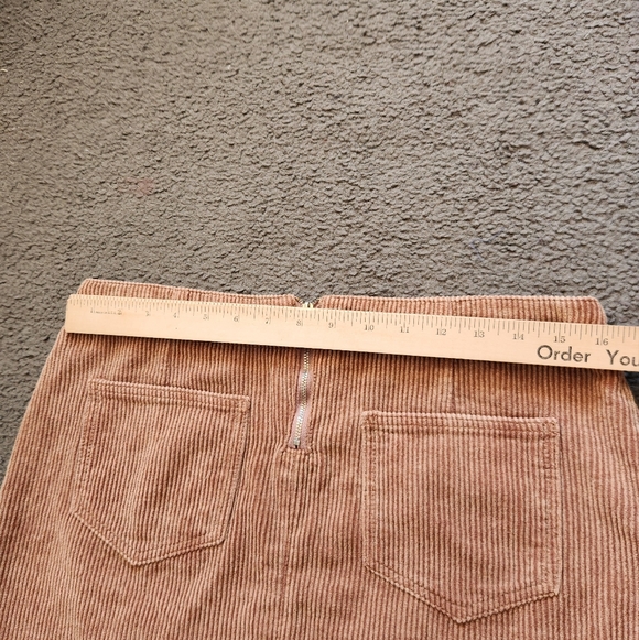 Y2K POL Skirt Women’s Large Beige Studs Micro Mini Bratz Embellished Raw Hem - Picture 4 of 6